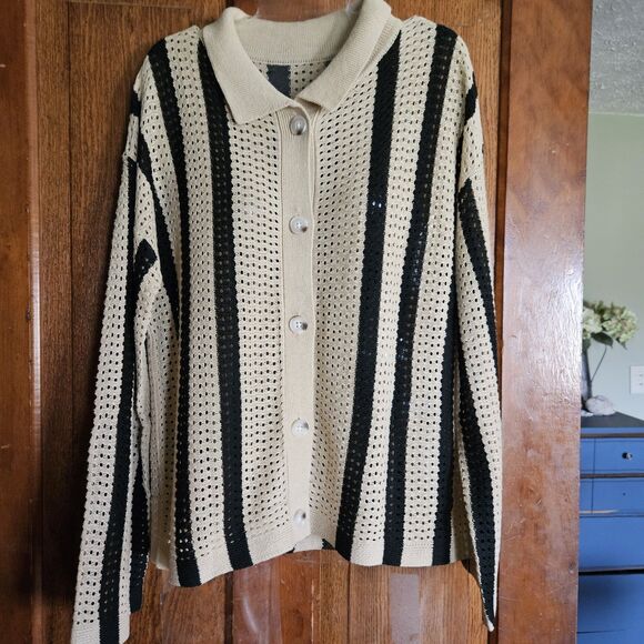 Women’s Striped Crochet Button Collared Cardigan Tan Black Mesh Lightweight, New - Picture 4 of 9